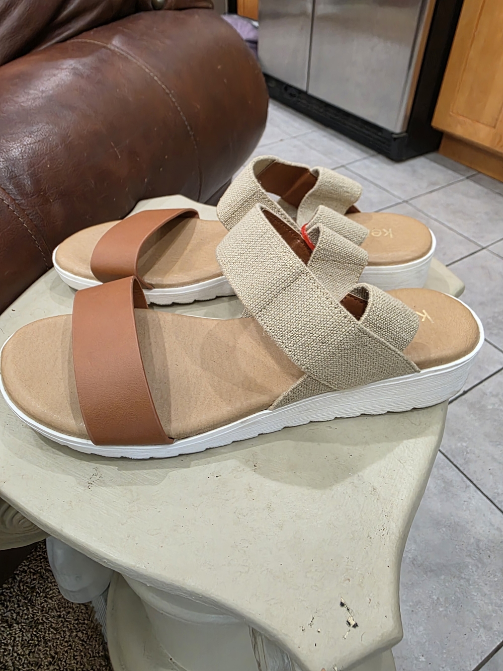 Kensie Beige and White Slide Sandals
